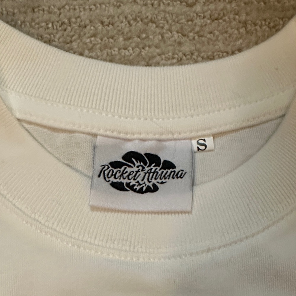 Rocket Ahuna White Lei Hulu Unisex Shirt in Size S - Picture 7 of 8